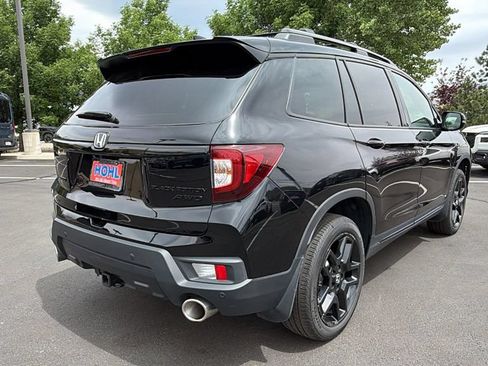 Used 2024 Honda Passport Black Edition image 3