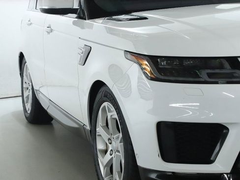Used 2019 Land Rover Range Rover Sport HSE image 12