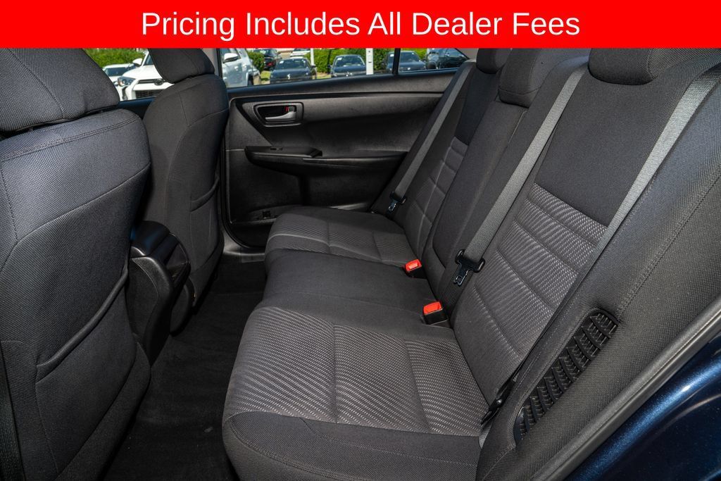 Used 2017 Toyota Camry LE FWD image 7