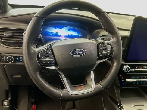 Used 2023 Ford Explorer ST w/ Equipment Group 401A image 18