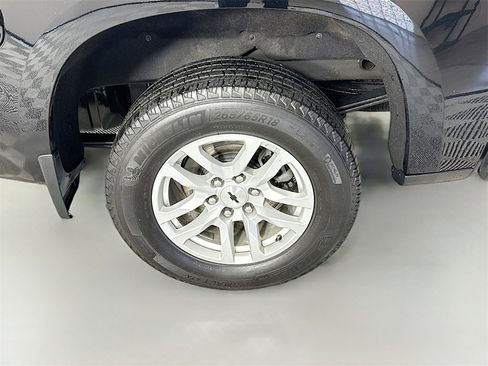 Used 2021 Chevrolet Silverado 1500 RST w/ Convenience Package II image 31