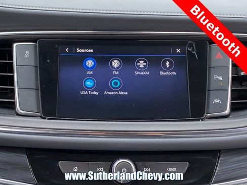 Used 2021 Buick Enclave Premium image 27