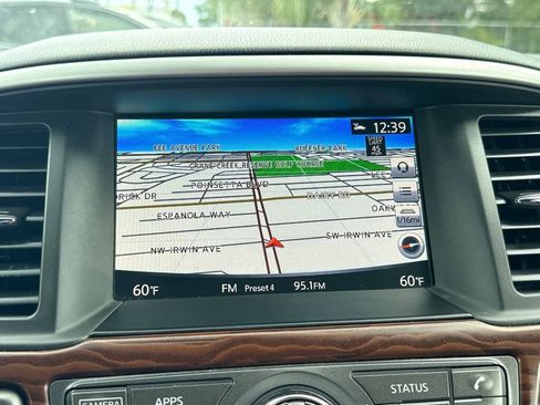 Used 2019 Nissan Pathfinder Platinum FWD image 18