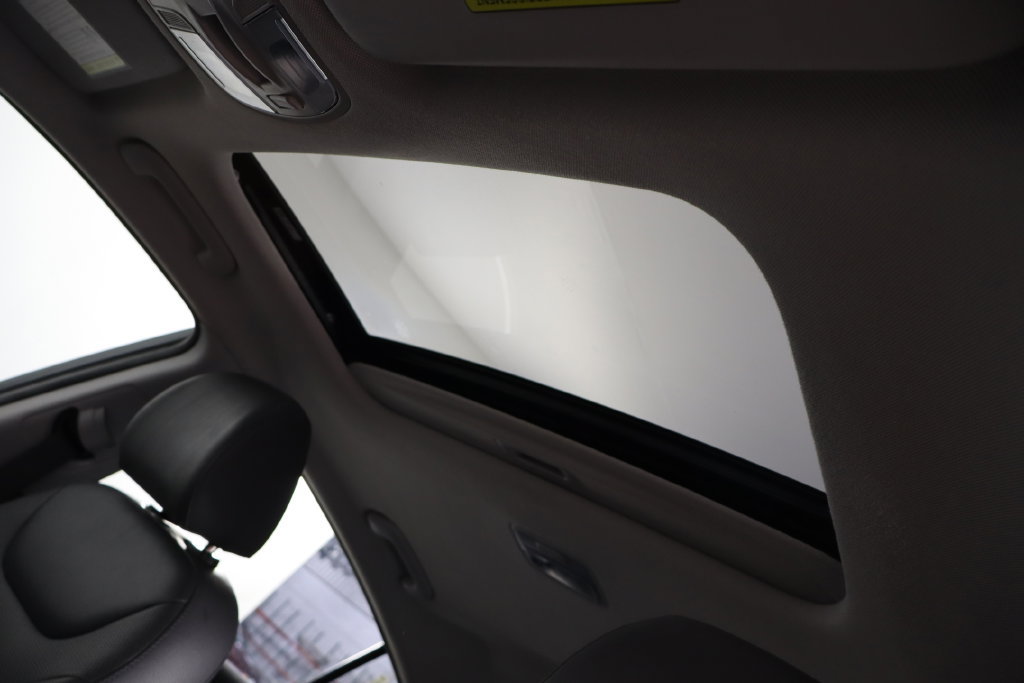Used 2021 Hyundai Ioniq Limited FWD image 42