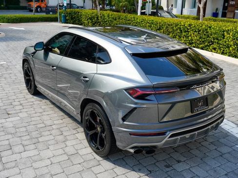 Used 2019 Lamborghini Urus AWD/4WD image 21