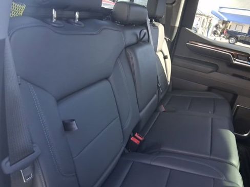 Certified 2026 Chevrolet Silverado 1500 LT image 21