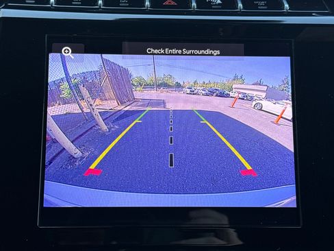 Used 2024 Jeep Grand Cherokee L Laredo image 21