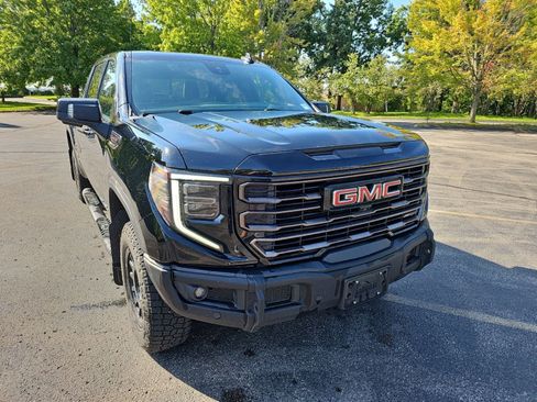 Used 2023 GMC Sierra 1500 AT4X w/ AT4X AEV Edition AWD/4WD image 3