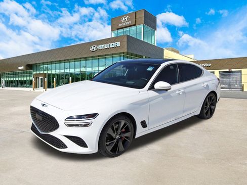 Used 2023 Genesis G70 3.3T w/ Sport Prestige Package image 10
