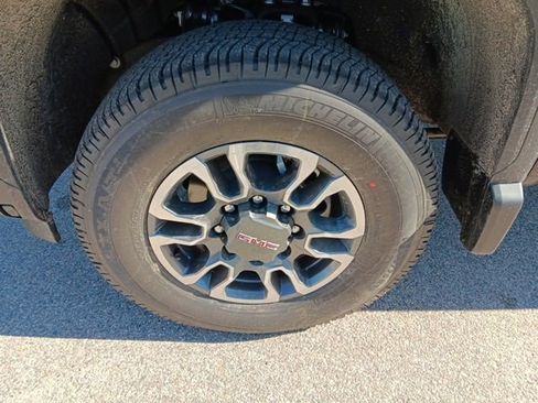 New 2026 GMC Sierra 3500 SLE w/ SLE Value Package image 5