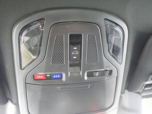 Used 2025 Subaru Outback Wilderness w/ Wilderness Package image 19