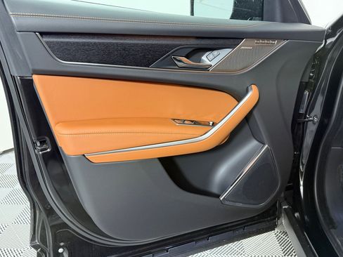 New 2026 Jaguar F-PACE R-Dynamic S image 13