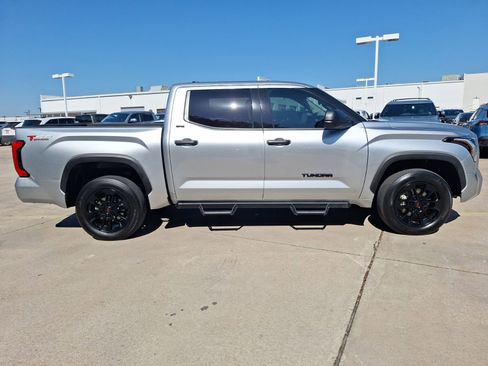 Used 2023 Toyota Tundra SR5 AWD/4WD image 7