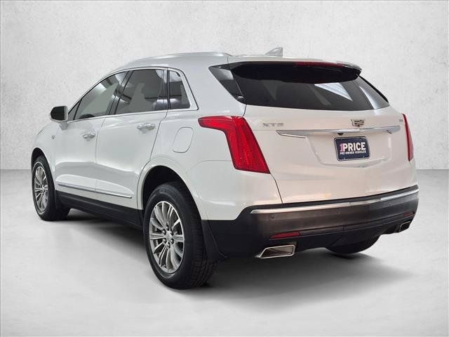 Used 2017 Cadillac XT5 Luxury w/ Driver Awareness Package FWD image 8