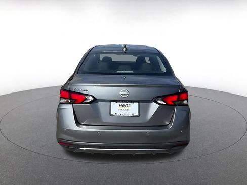 Used 2025 Nissan Versa SV image 12
