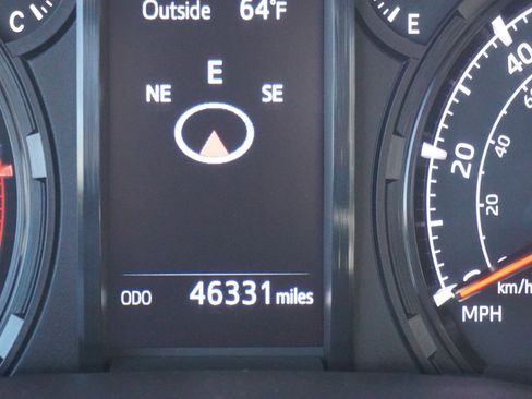 Used 2024 Toyota 4Runner SR5 Premium image 27