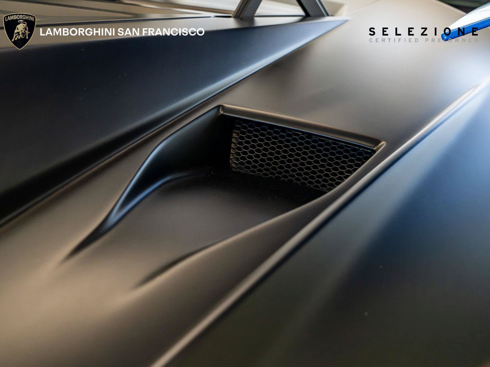 Used 2024 Lamborghini Huracan STO RWD image 45