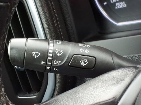 Used 2022 Chevrolet Silverado 1500 LT image 23