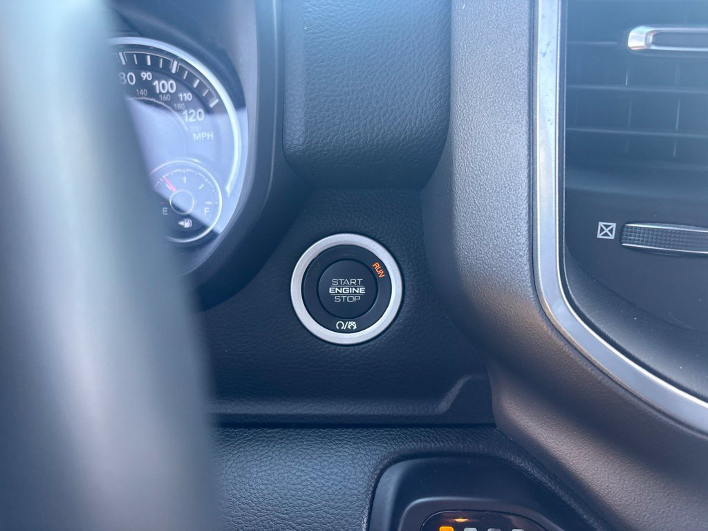 Used 2022 RAM 1500 Big Horn AWD/4WD image 47