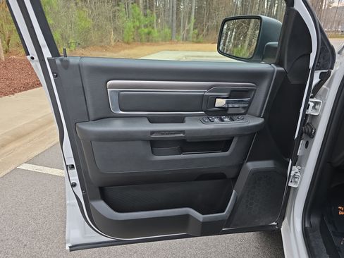 Used 2024 RAM 1500 Classic Warlock image 29