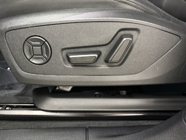 Used 2023 Audi Q3 2.0T Premium AWD/4WD image 4