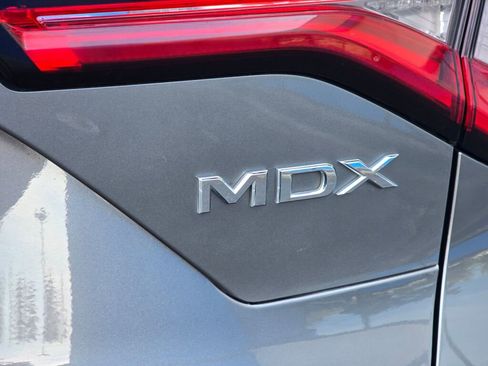 Used 2022 Acura MDX SH-AWD w/ Technology Package image 12