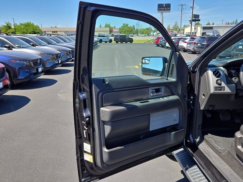 Used 2014 Ford F150 FX4 w/ Equipment Group 402A Luxury AWD/4WD image 11