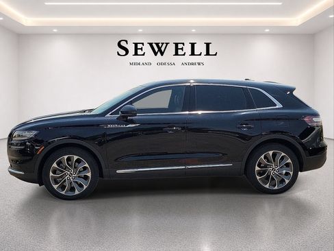 Certified 2023 Lincoln Nautilus Reserve w/ Luxury Package AWD/4WD image 3