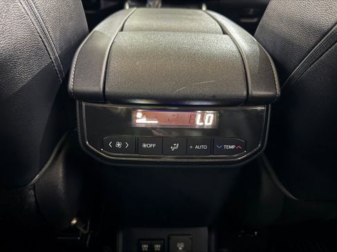 Used 2020 Toyota Highlander Limited AWD/4WD image 27