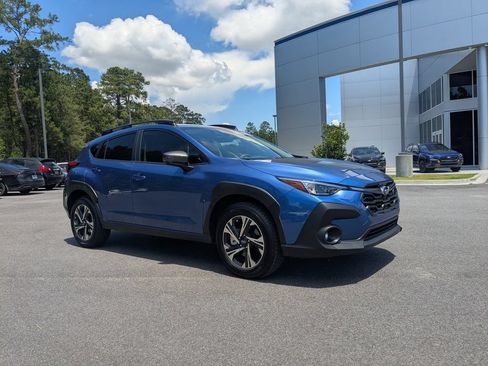 Used 2025 Subaru Crosstrek 2.5i Premium AWD/4WD image 2