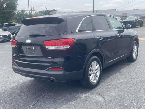 Used 2017 Kia Sorento L FWD image 3