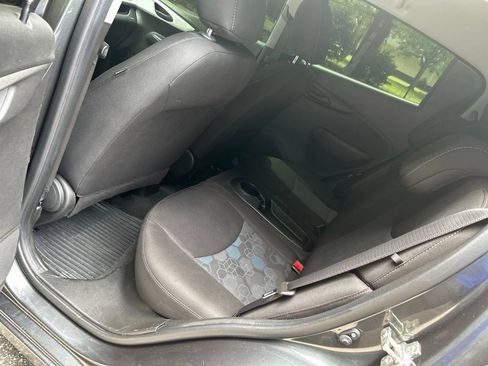 Used 2018 Chevrolet Spark LT FWD image 27