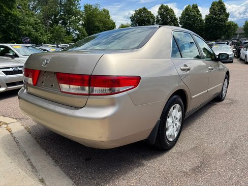 Used 2003 Honda Accord LX image 7