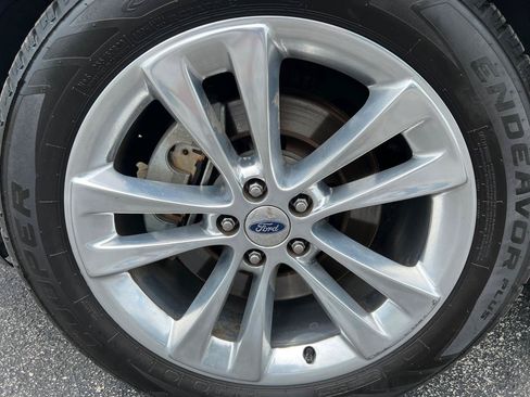 Used 2016 Ford Explorer Limited FWD image 11