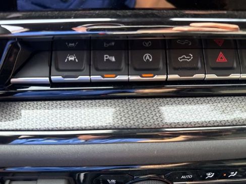 Used 2026 Chevrolet Silverado 1500 ZR2 image 18