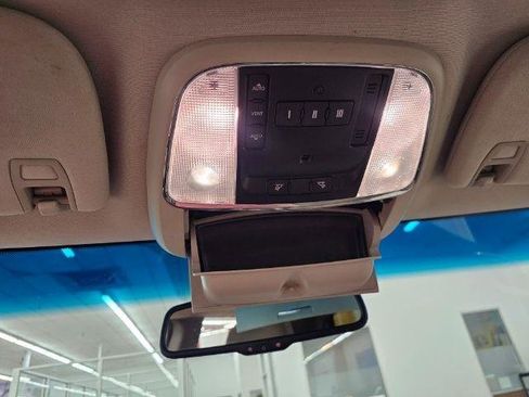 Used 2012 Jeep Grand Cherokee Laredo w/ Laredo E Group image 23