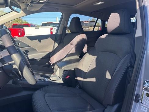 Used 2024 Subaru Crosstrek 2.0i Premium AWD/4WD image 11