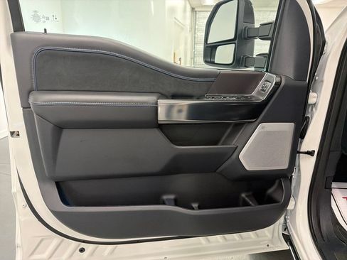 New 2026 Ford F250 Platinum AWD/4WD image 12