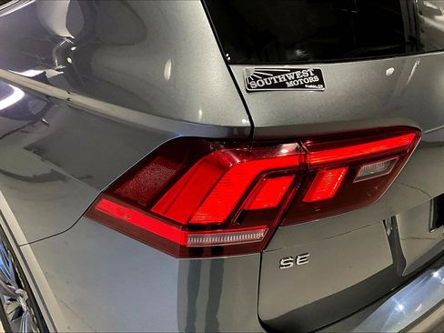 Used 2023 Volkswagen Tiguan SE image 22