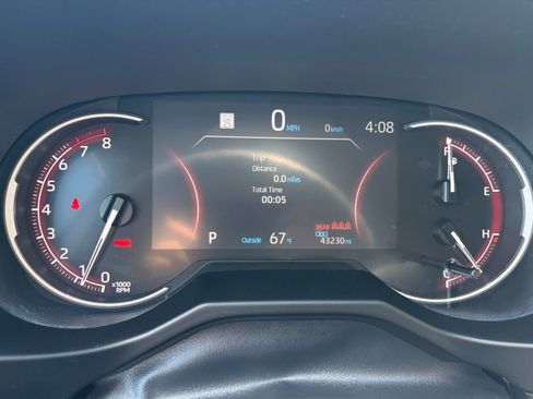 Used 2024 Toyota RAV4 LE AWD/4WD image 19