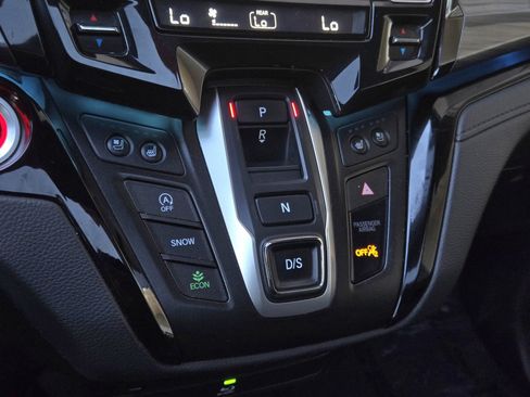 Used 2022 Honda Odyssey Elite image 23