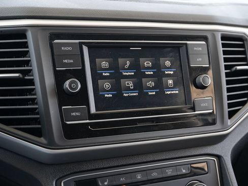 Used 2022 Volkswagen Atlas SE FWD image 31