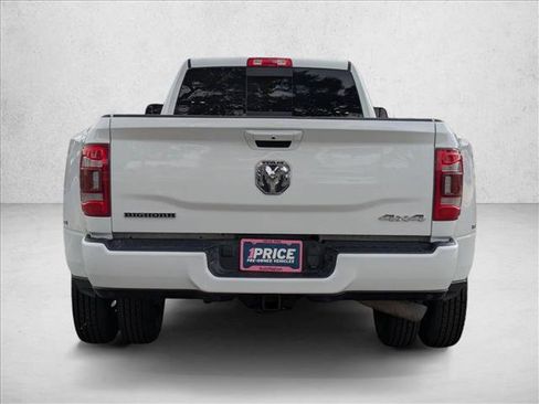 Used 2022 RAM 3500 Big Horn w/ Level C Equiment Group image 7
