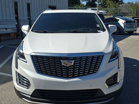 Used 2021 Cadillac XT5 Premium Luxury image 8