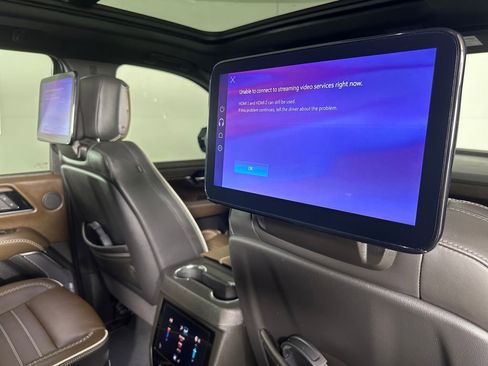 Used 2025 GMC Yukon Denali Ultimate image 34