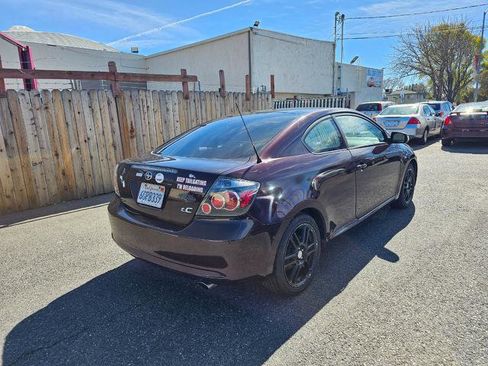 Used 2009 Scion tC image 3