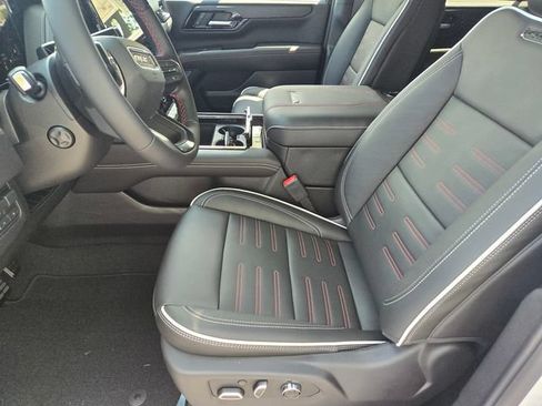 New 2026 GMC Yukon XL AT4 Ultimate AWD/4WD image 10