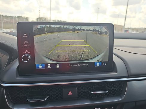 Certified 2025 Acura ADX A-Spec image 23