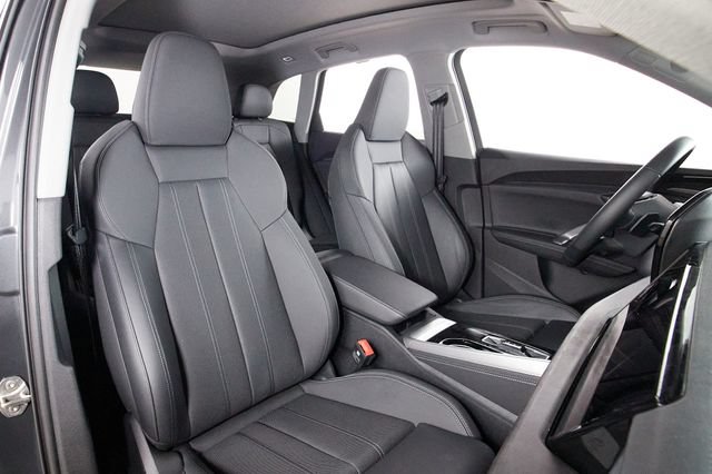 Used 2025 Audi Q5 Prestige AWD/4WD image 29