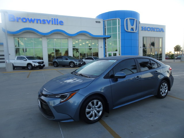 Used 2026 Toyota Corolla LE FWD image 1